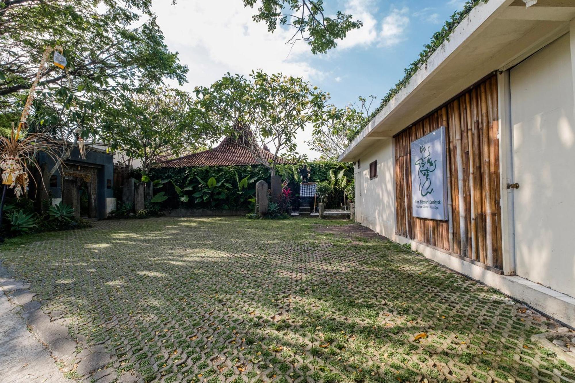 Alam Bidadari Seminyak Villa Kültér fotó